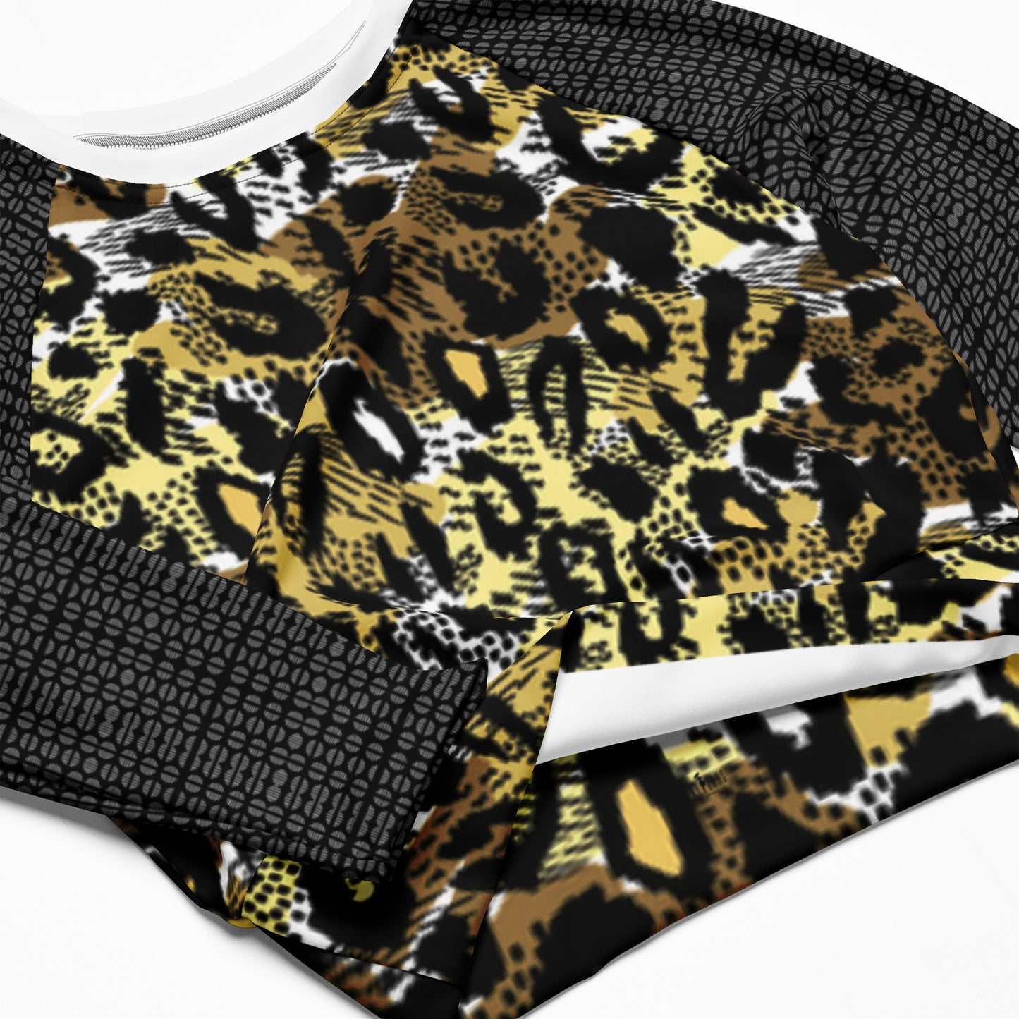 Recycled long-sleeve crop top (Cheetah)